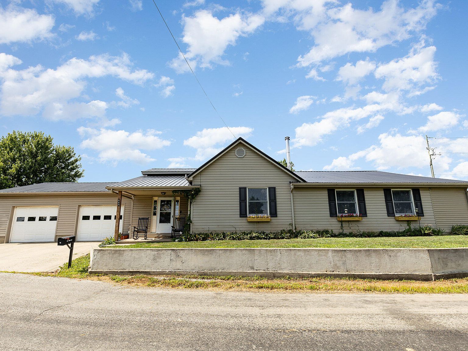 668 Straub Ln, De Mossville, KY 41033 MLS 624054 Zillow