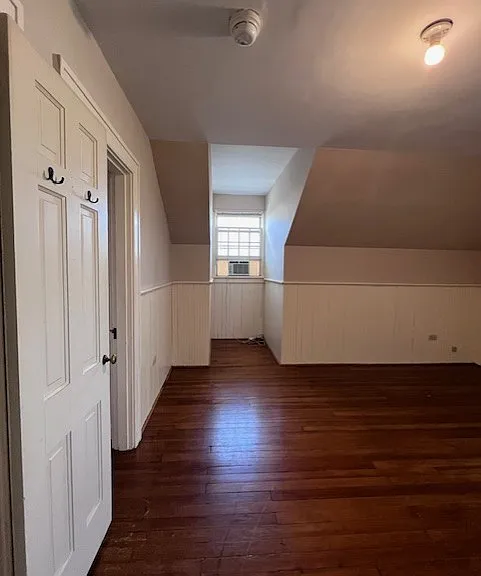 310 Washington St #9 — Photo 4