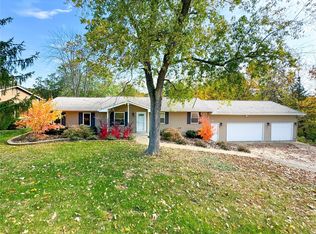 810 Levin Dr, O'Fallon, MO 63366
