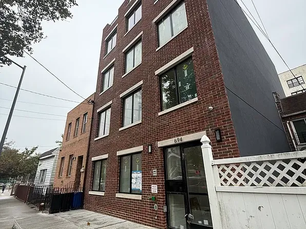 694 Rutland Road image 12 of 15