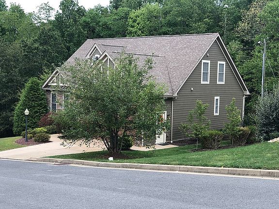 2nd image of 14 Berkshire Dr