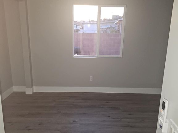 4th image of 1005 Hollowell St #B