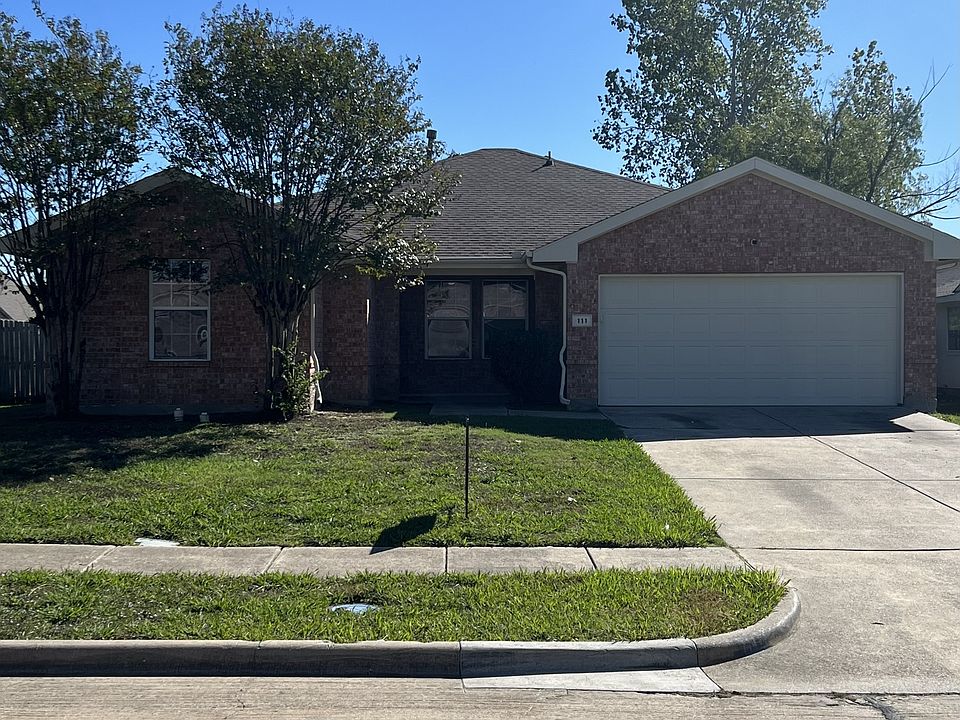 1st image of 111 Pebble Creek Ln