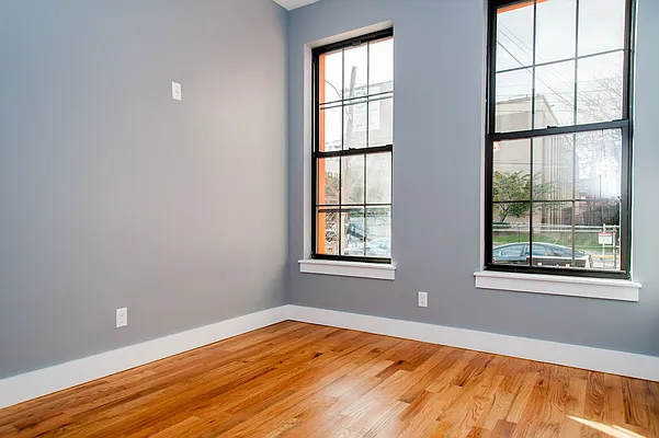 Rented by Nooklyn NYC LLC | media 11