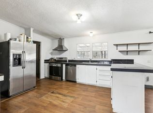 492 Perry Rd, Zebulon, NC 27597