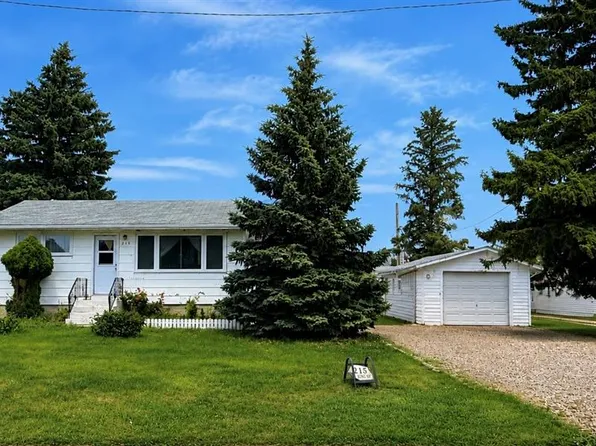 215 Ash STREET, Outlook, SK S0L 2N0