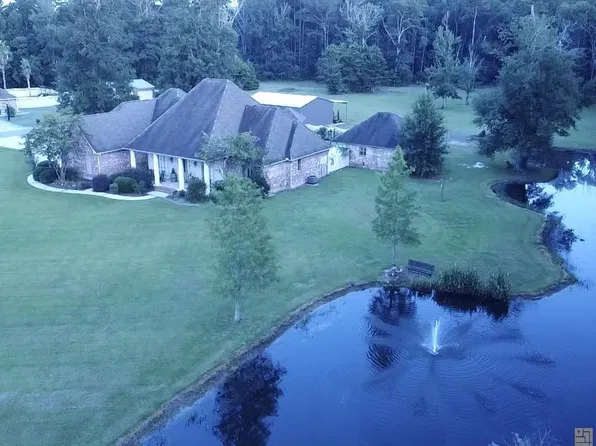 32393 Cane Market Rd, Walker, LA 70785