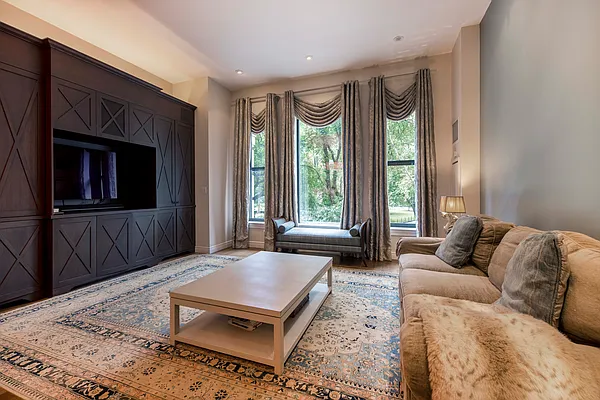 Rented by Reuveni LLC | media 15