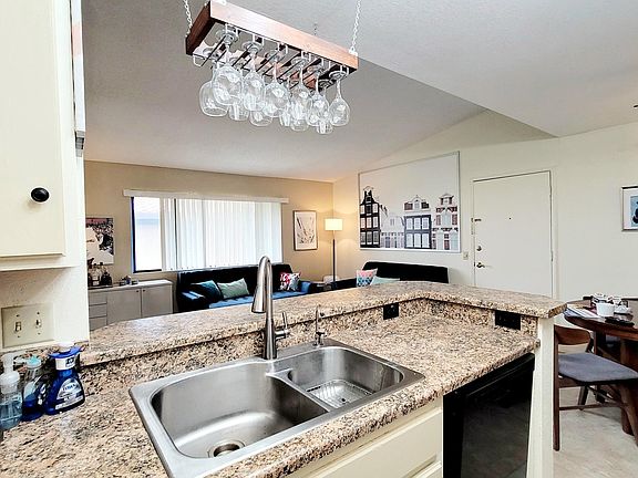 4th image of 31200 Landau Blvd APT 1502
