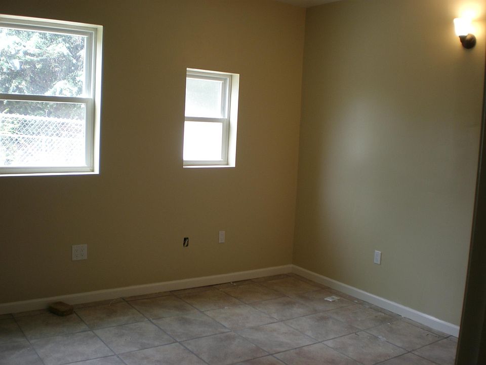 bedroom or office