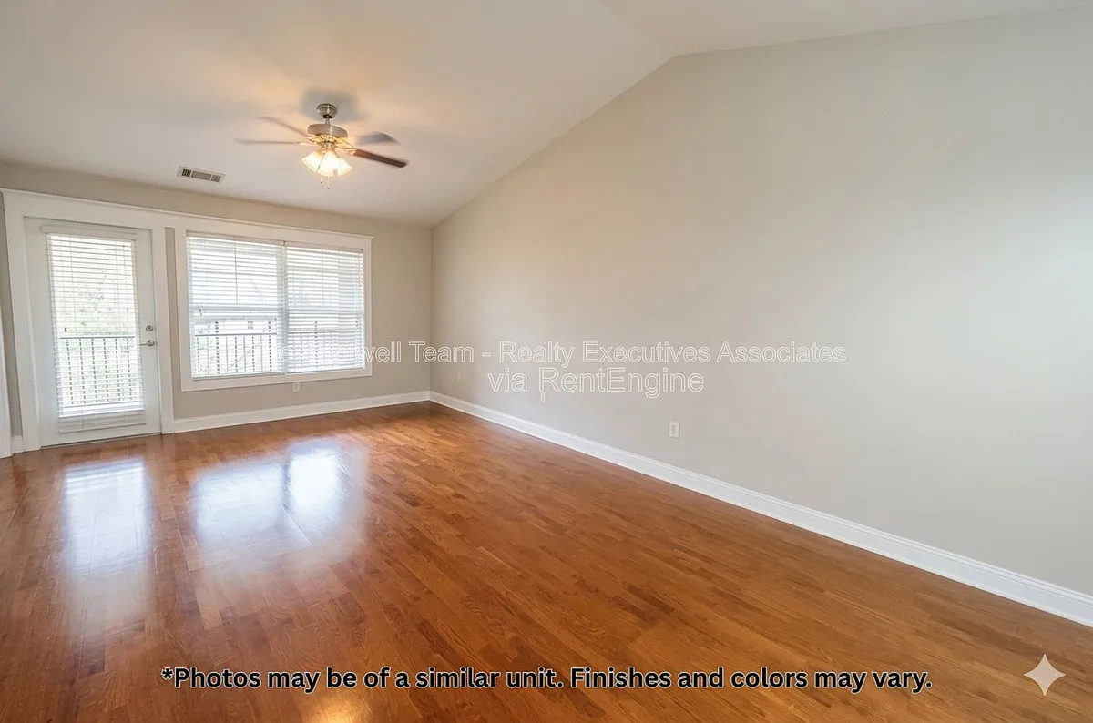 Building Photo - 3708 Spruce Ridge Way #2132