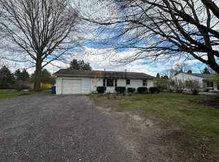 1075 N 100 E, Chesterton, IN 46304