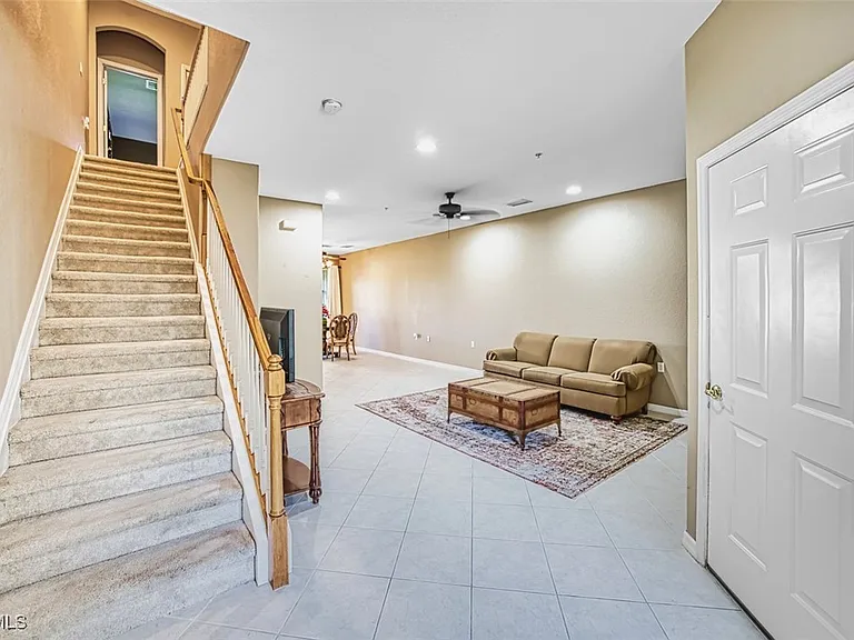 3211 Cottonwood Bnd #705 — Photo 7