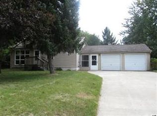 1285 Sutton Rd, Adrian, MI 49221