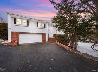 32 Bramble Brook Road, Ardsley, NY 10502