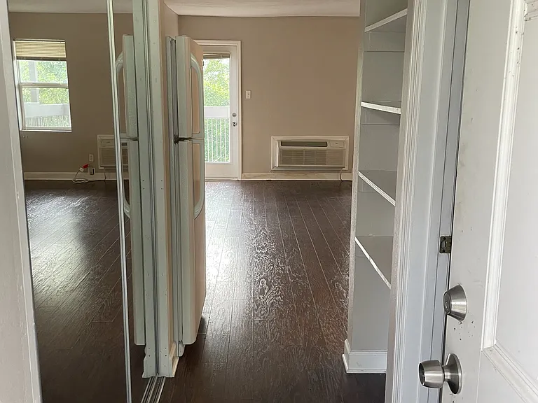 2016 Dawson St #STREET412 — Photo 3