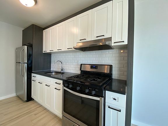 3rd image of 260 Audubon Ave #14S
