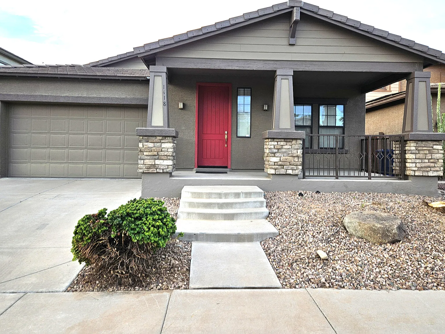 3 bed, 1939 sqft, $2,600 — Photo 2