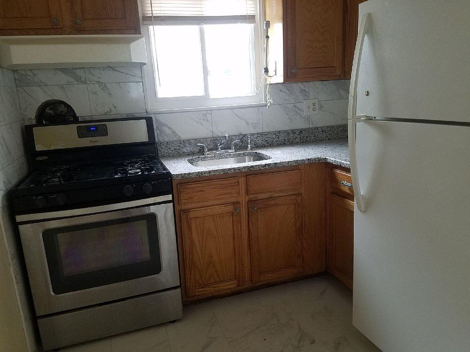 229 Bradley Ave Staten Island NY Zillow