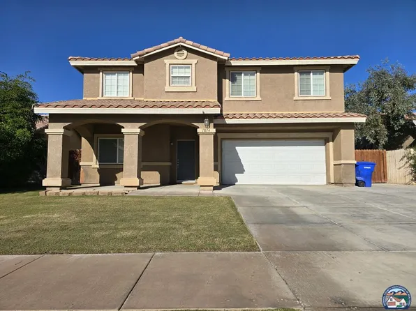 1874 Farmer Dr, El Centro, CA 92243