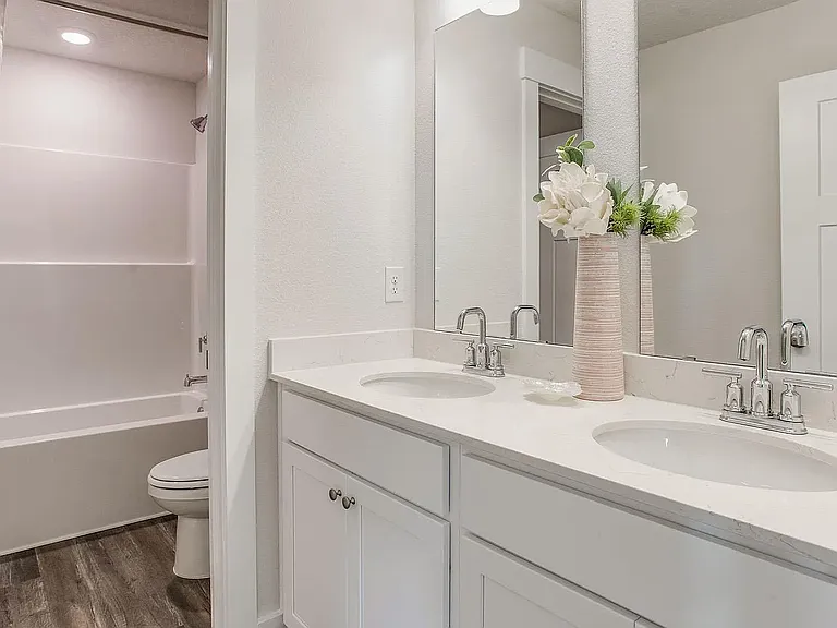 5667 Clarity St — Photo 27