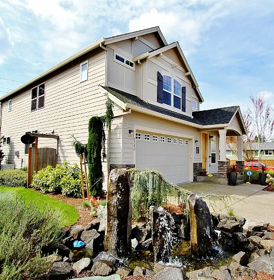 5502 NE Lagos Ct — Photo 32