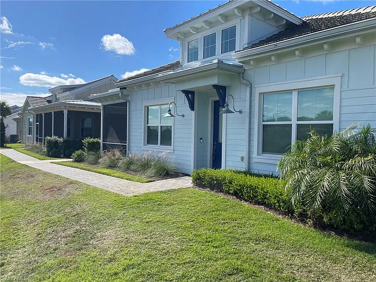 6984 Saona Ct — Photo 33