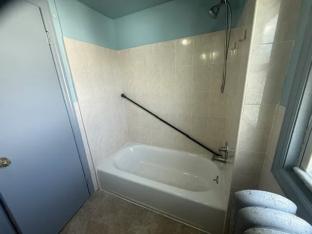 173 Merrick Rd #2 — Photo 6