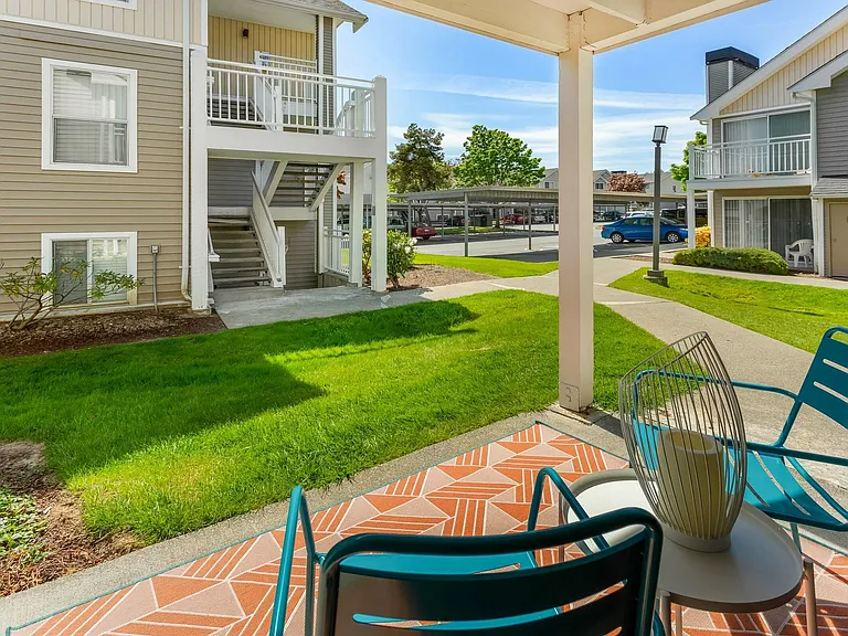 Alaire Apartment Homes — Photo 9