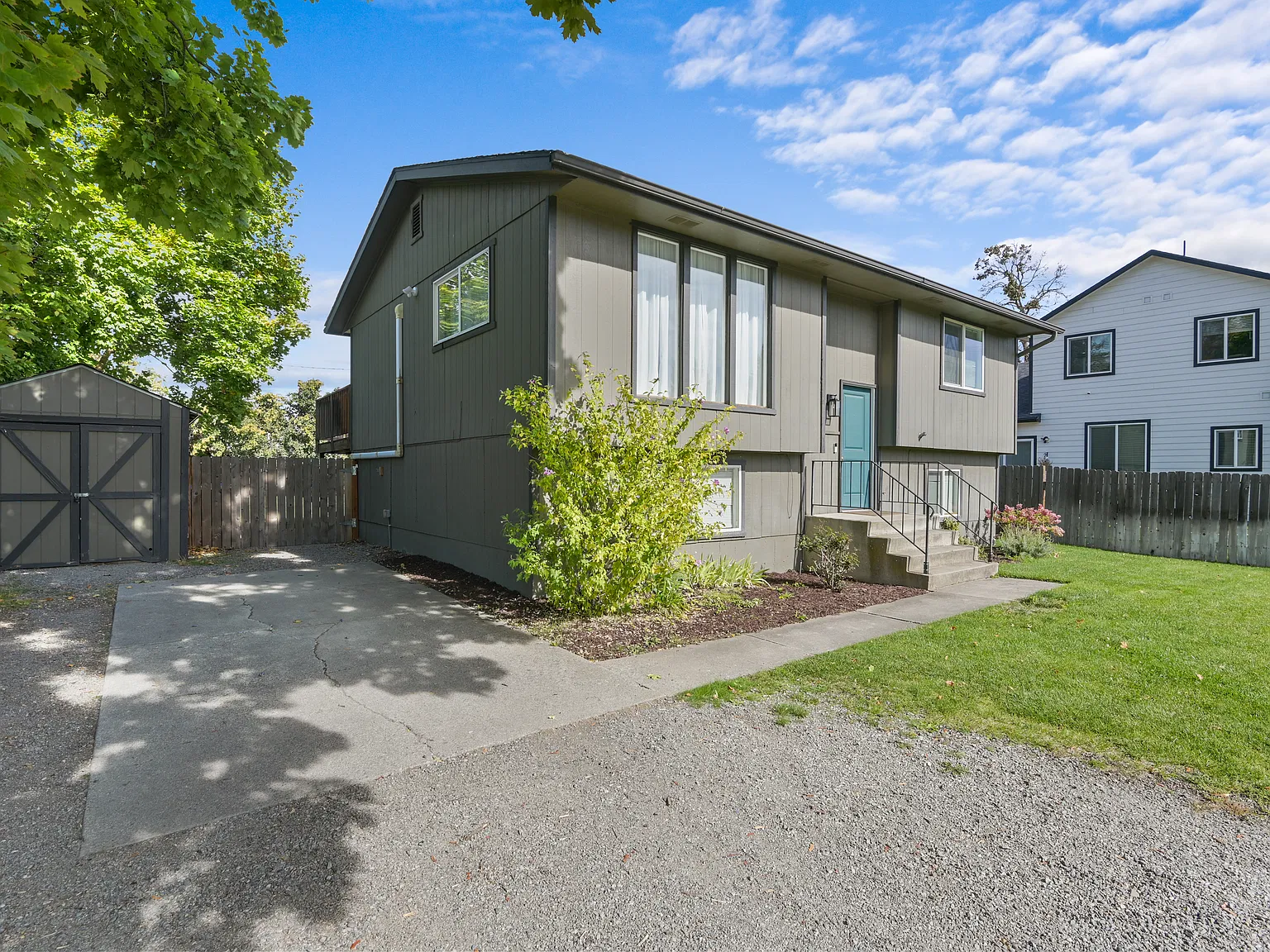 3 bed, 1758 sqft, $2,250 — Photo 3