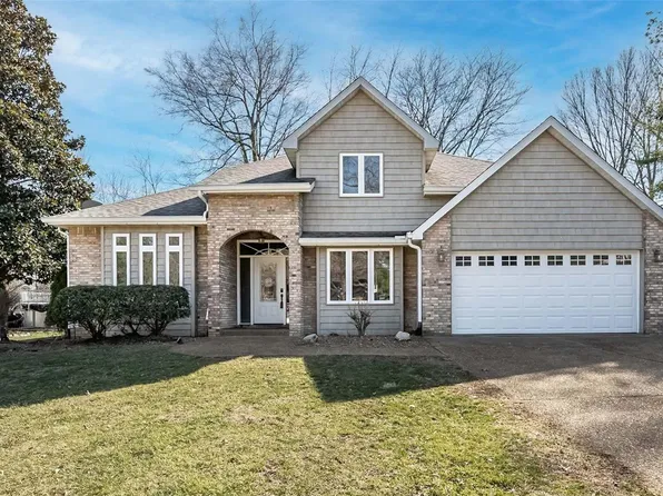 3 Sher Nan Dr, Maryville, IL 62062