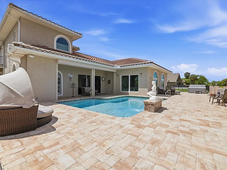 2371 Coral Point Dr — Photo 22