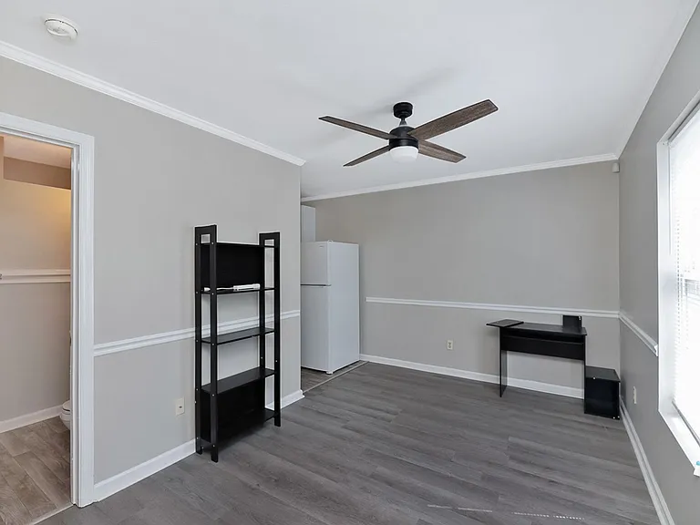 1491 Campus St — Photo 5