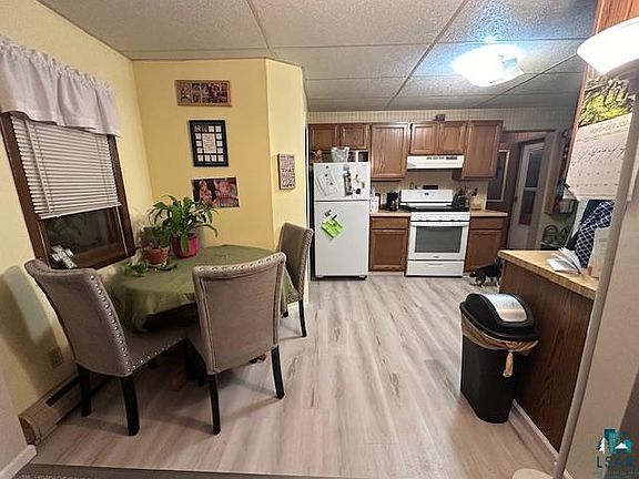5th image of 301 Park Pl