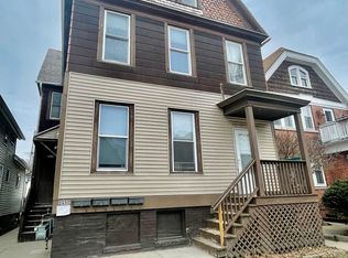 2437 N Weil St, Milwaukee, WI 53212