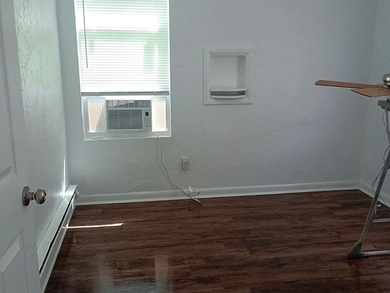 6318 Anderson Dr — Photo 9