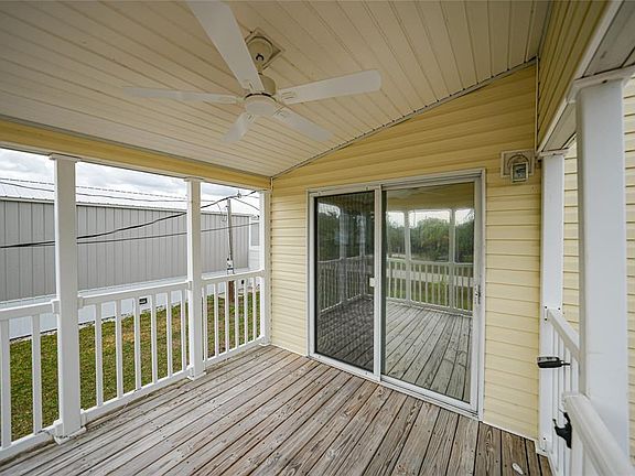 5th image of 3018 Bayberry Ave