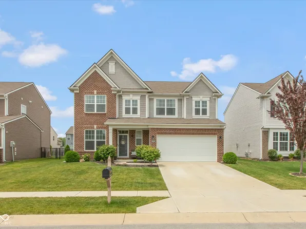 10334 Deercrest Ln, Indianapolis, IN 46239