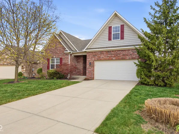9713 Timberbrooke Blvd, McCordsville, IN 46055
