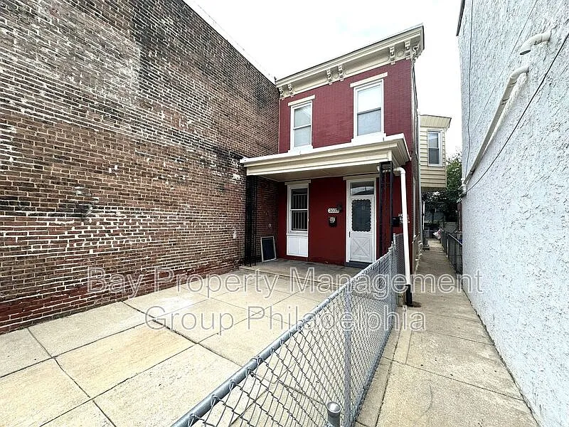 2 bed, 1.0 bath, 725 sqft, $995 — Photo 3