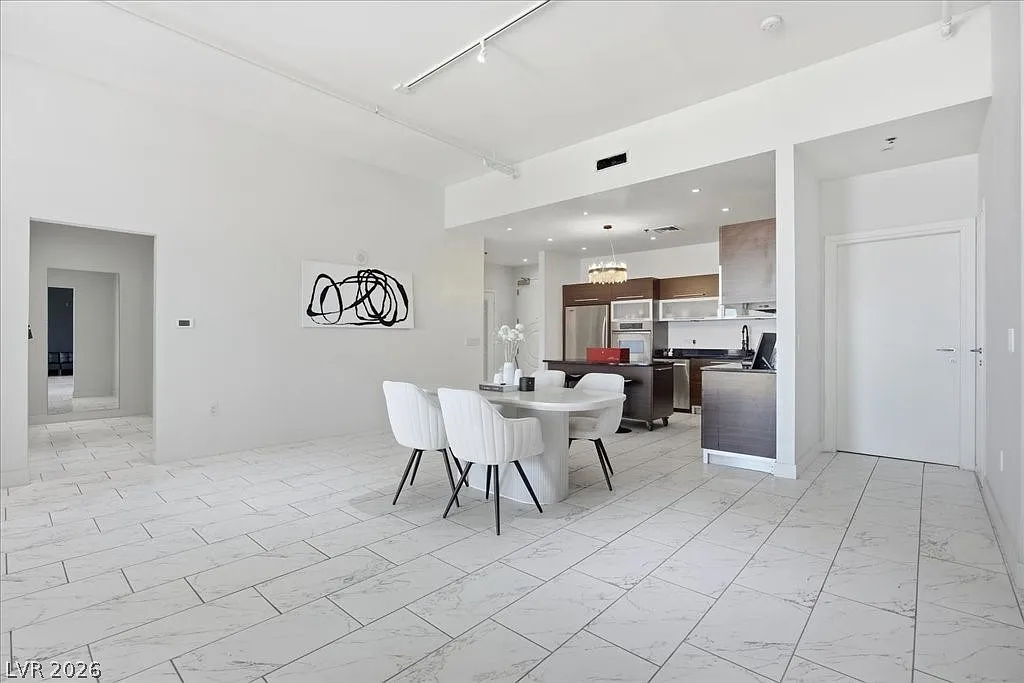 Soho Lofts — Photo 3
