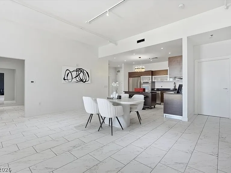 900 S Las Vegas Blvd #1215 — Photo 3