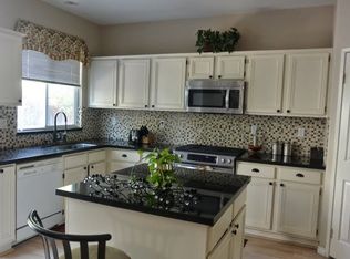 12 Robins Tree Ln, Irvine, CA 92602