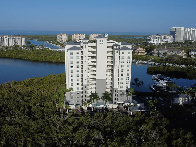 420 Cove Tower Dr #802 — Photo 32