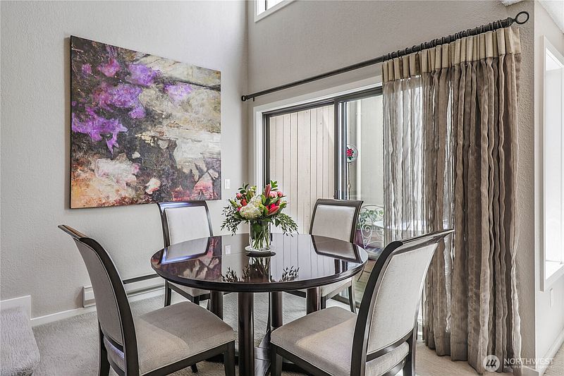 4th image of 22338 6th Avenue S #9