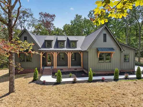 2800 Corral Rd, Signal Mountain, TN 37377