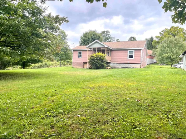 67 Beaver Hollow Rd, Bruceton Mills, WV 26525