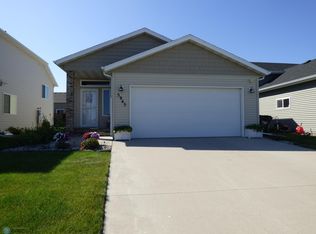 5945 58th St S, Fargo, ND