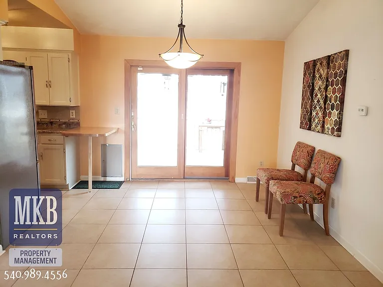 3123 Glenmont Dr — Photo 5