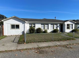 494 2nd Ave, Rio Dell, CA 95562